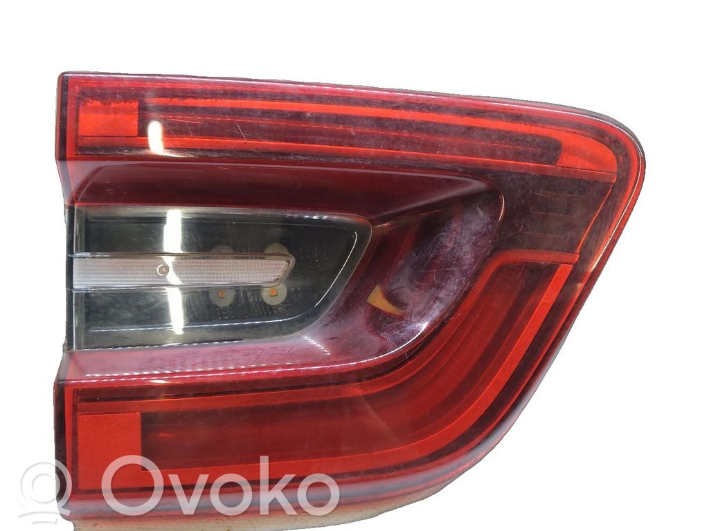 Renault Kadjar Tailgate rear/tail lights 