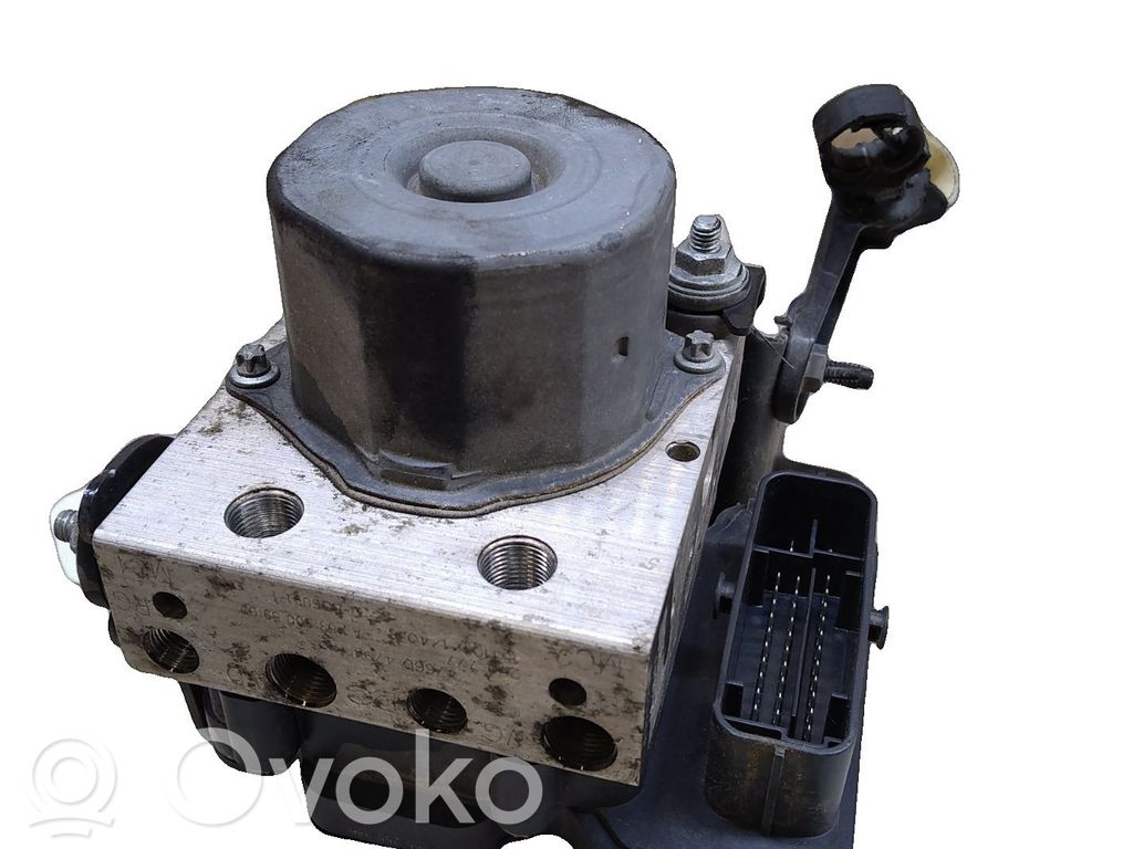 Renault Twingo III ABS Pump 