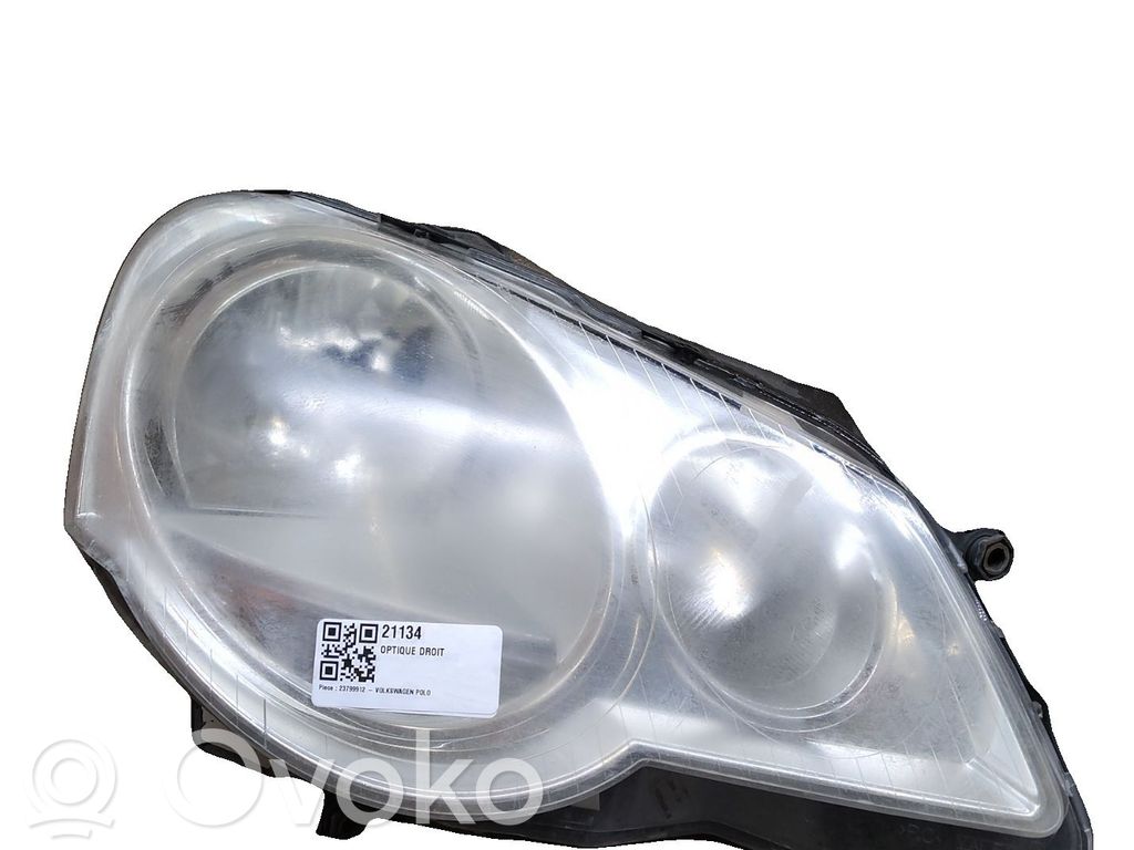 Volkswagen Polo IV 9N3 Headlight/headlamp 