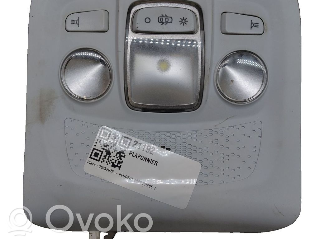 Peugeot 2008 I Luz del asiento delantero 