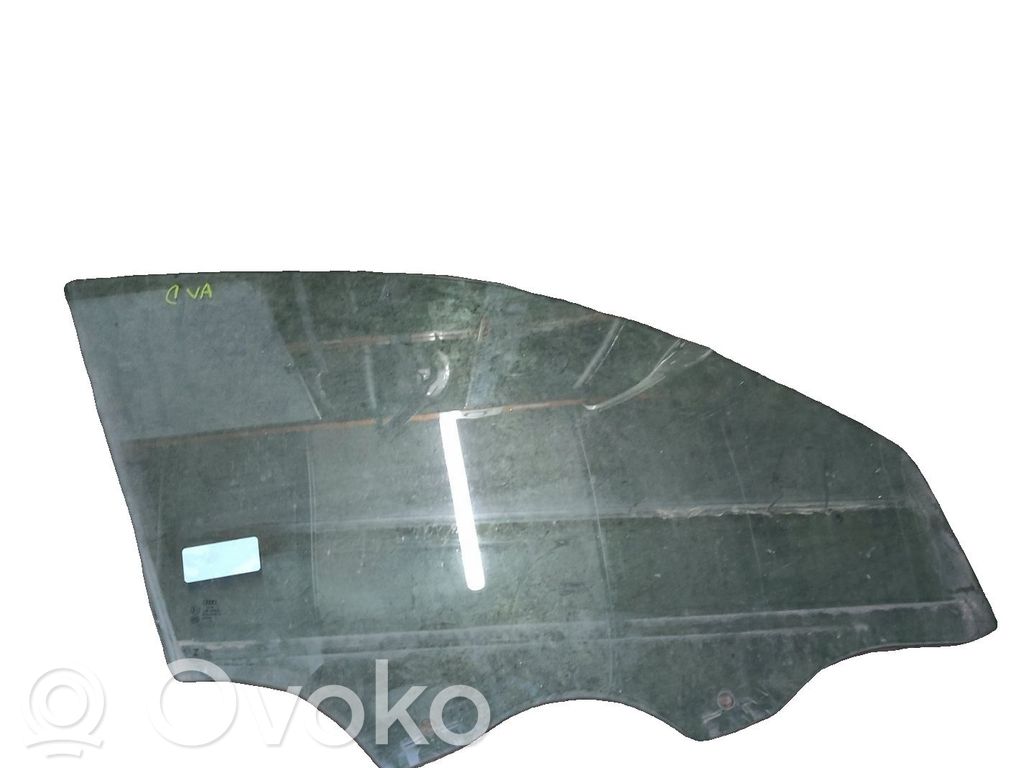 Audi A1 Szyba boczna karoseryjna środkowa 