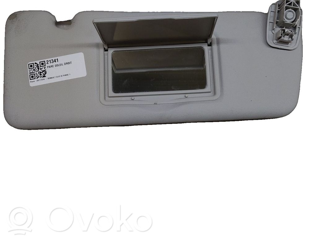 Renault Clio IV Osłona przeciwsłoneczna 