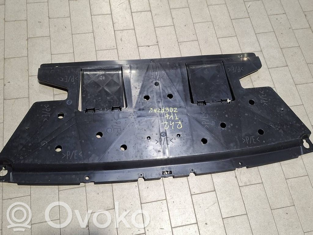 Renault 4 Dugno apsauga galinės važiuoklės 