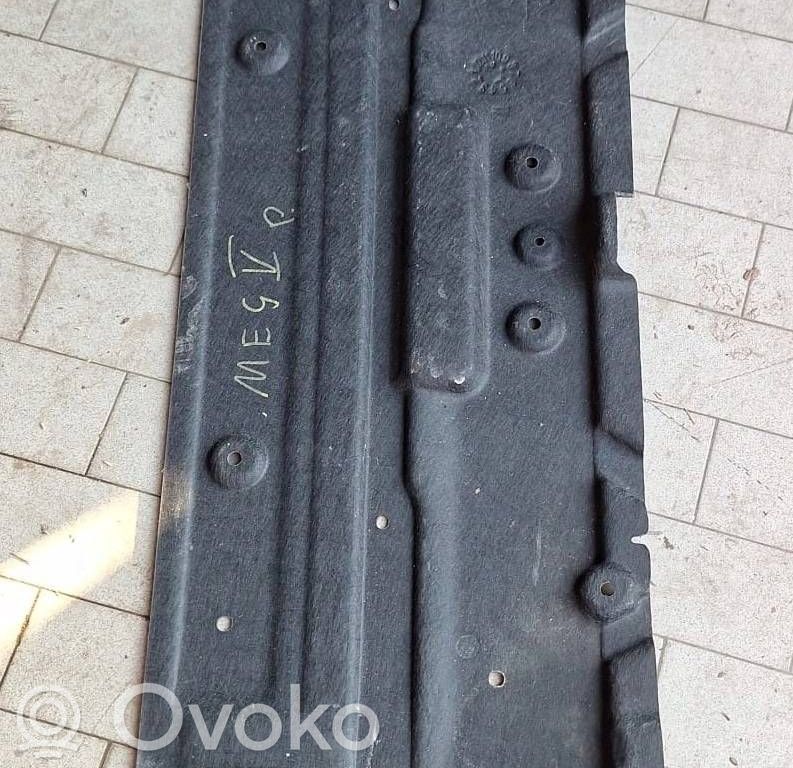 Engine splash shield/under tray   758900141R