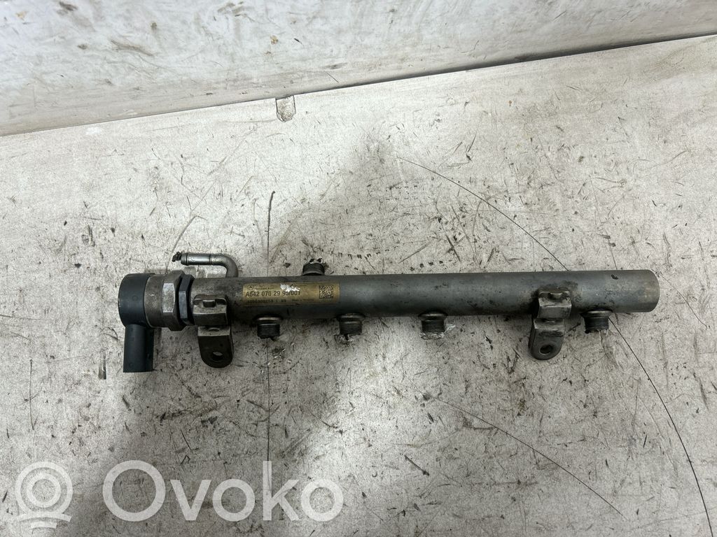 Mercedes-Benz ML W164 Distribuidor de combustible 