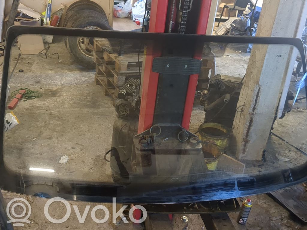Iveco Daily 5th gen Windschutzscheibe Frontscheibe 