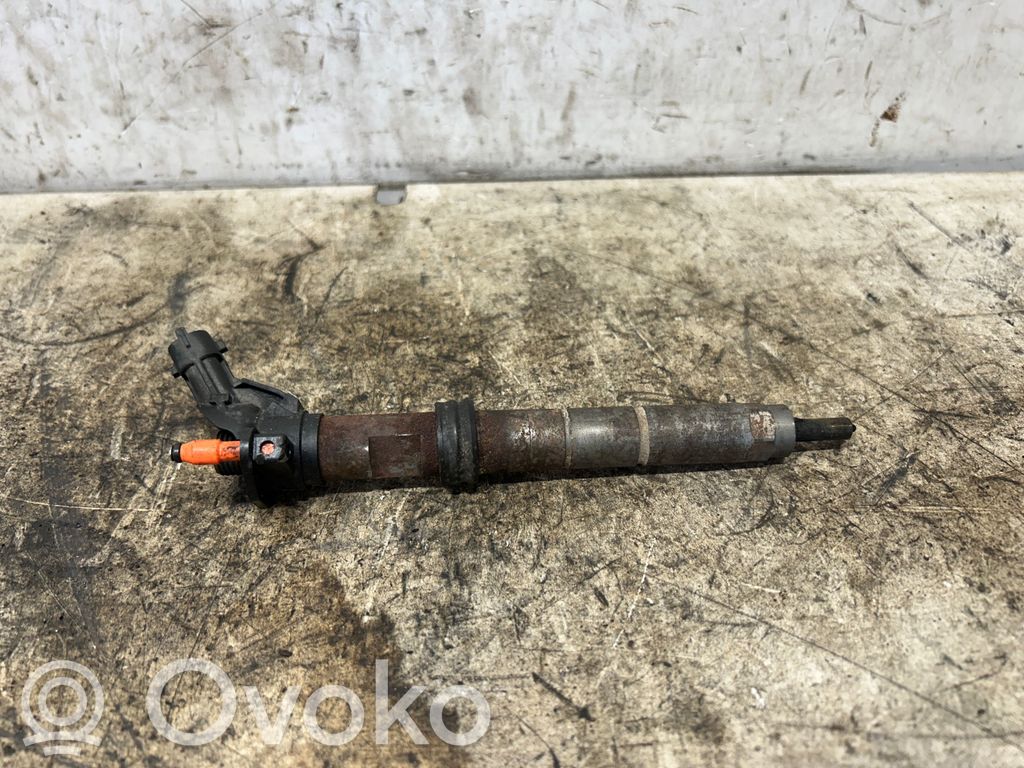 Iveco Daily 5th gen Inyector de combustible 