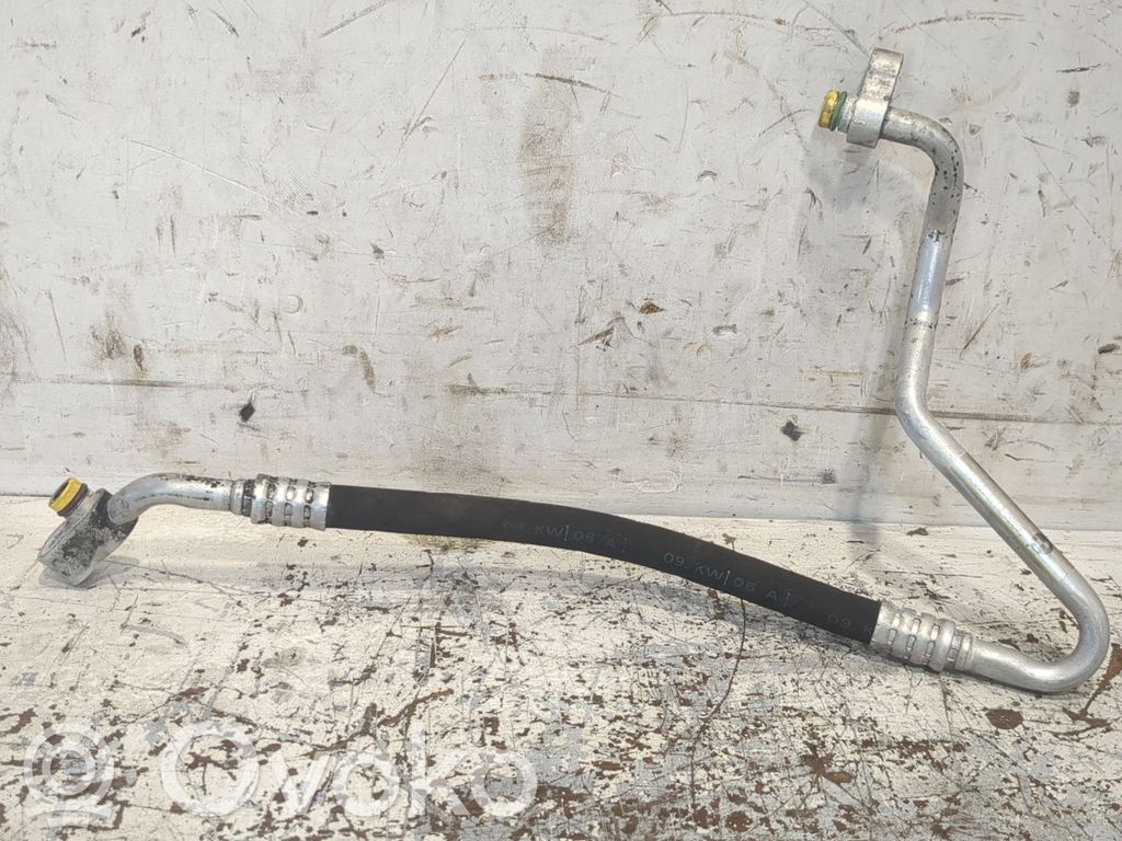 BMW 5 E60 E61 Ilmastointilaitteen putki (A/C) 