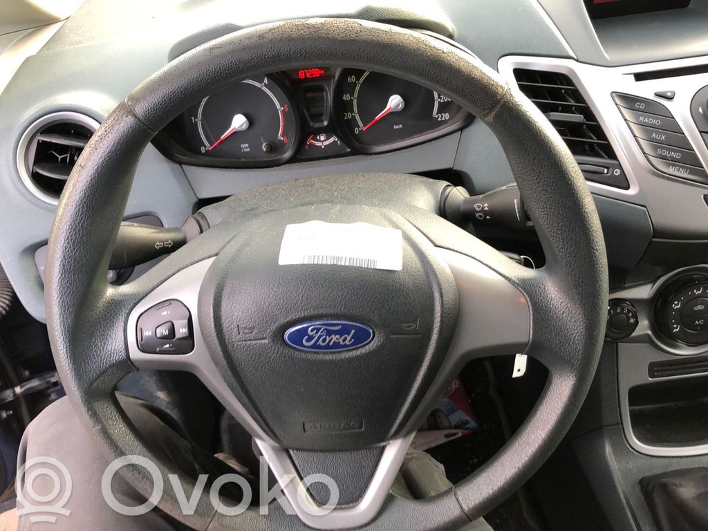 Ford Fiesta Ohjauspyörä 
