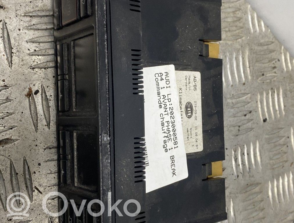 Audi A4 S4 B5 8D Climate control unit 