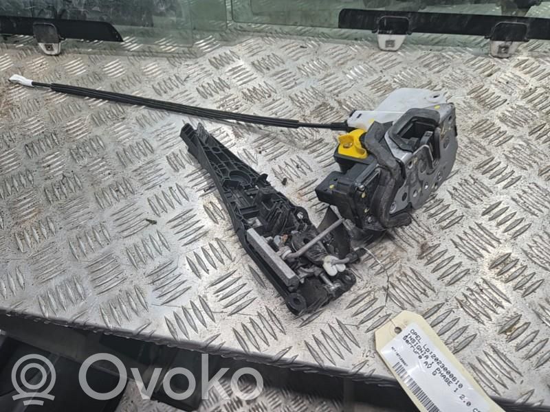 Opel Insignia A Priekšpusē slēdzene 