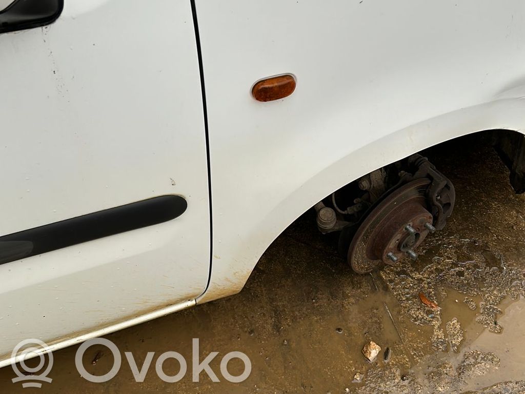 Opel Agila A Fender 
