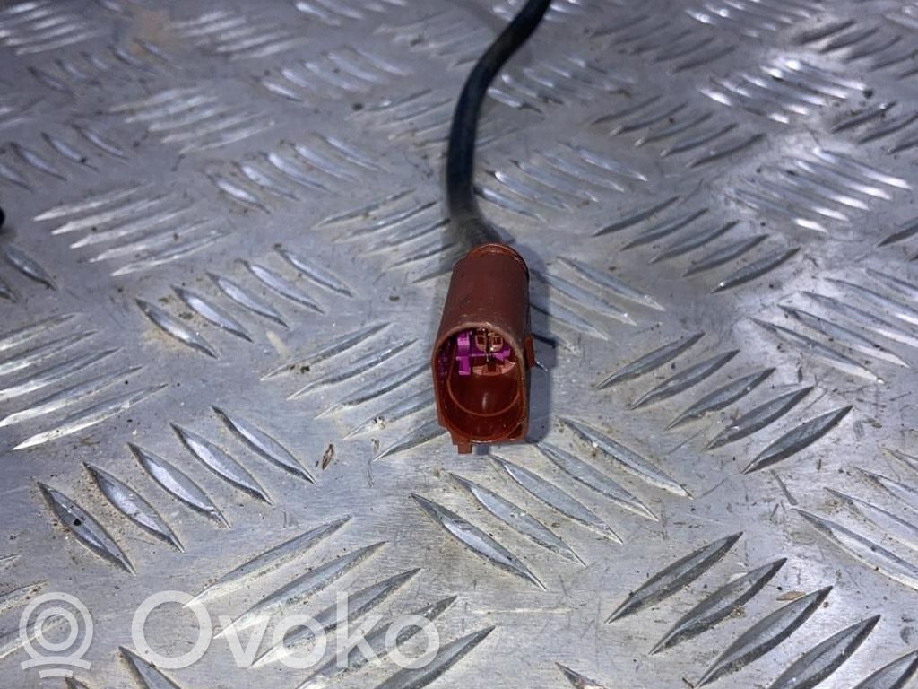 Sensor