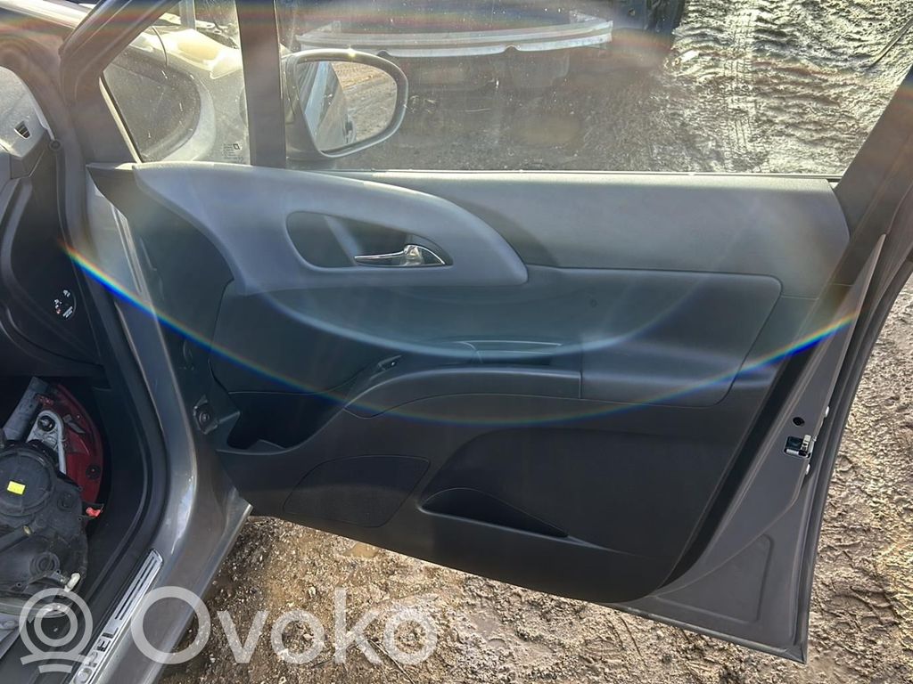 Opel Meriva B Apmušimas priekinių durų (obšifke) 