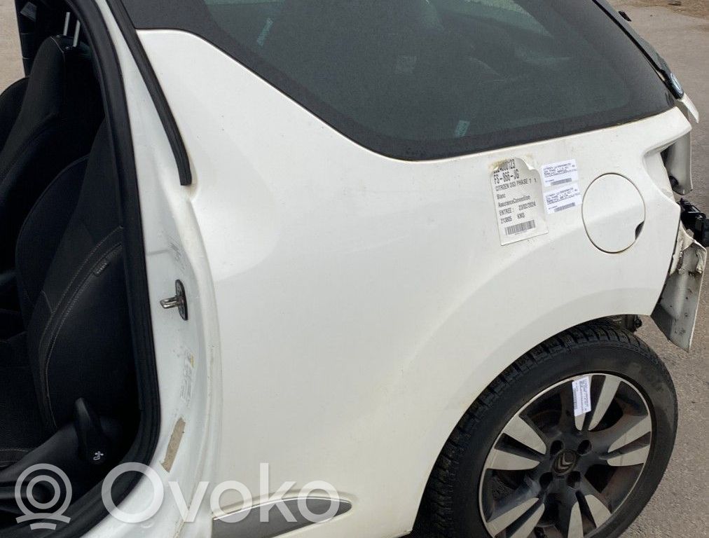 Citroen DS3 Takakulmapaneeli 