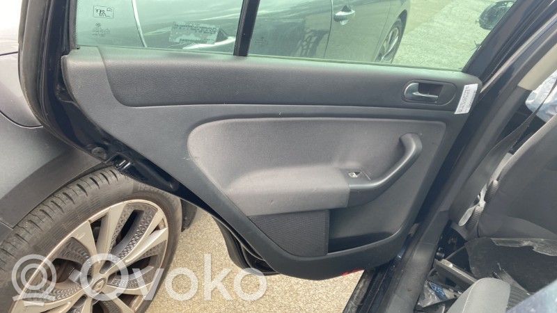 Volkswagen Golf Plus Moldura del tarjetero de la puerta trasera 