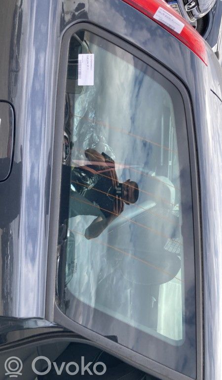 Volvo V50 Rear side window 