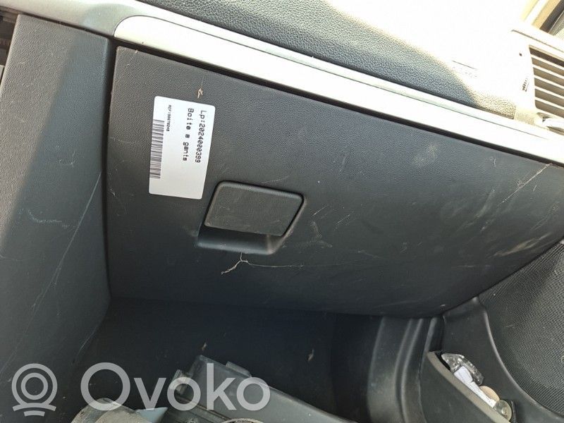 Opel Vectra C Juego guantera 