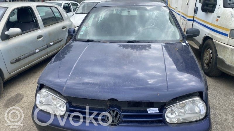 Volkswagen Golf IV Pokrywa przednia / Maska silnika 
