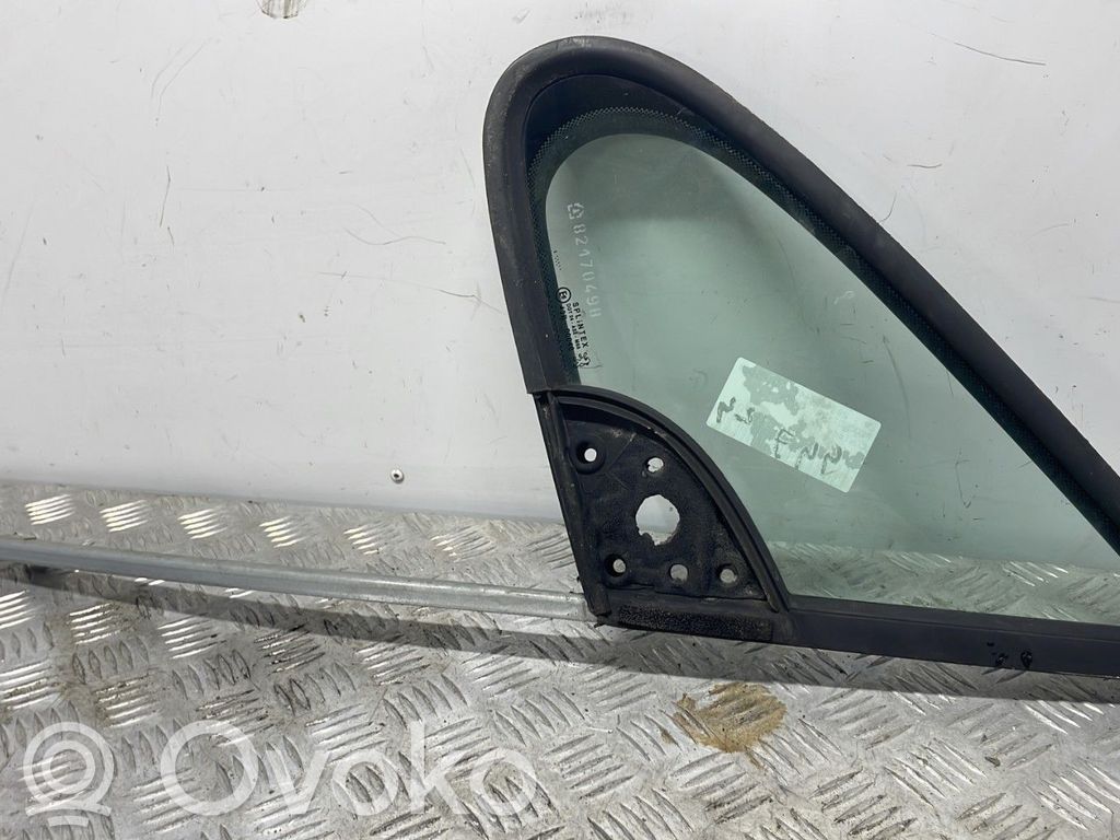 Peugeot 307 Geam ventilare ușă față patru uși 