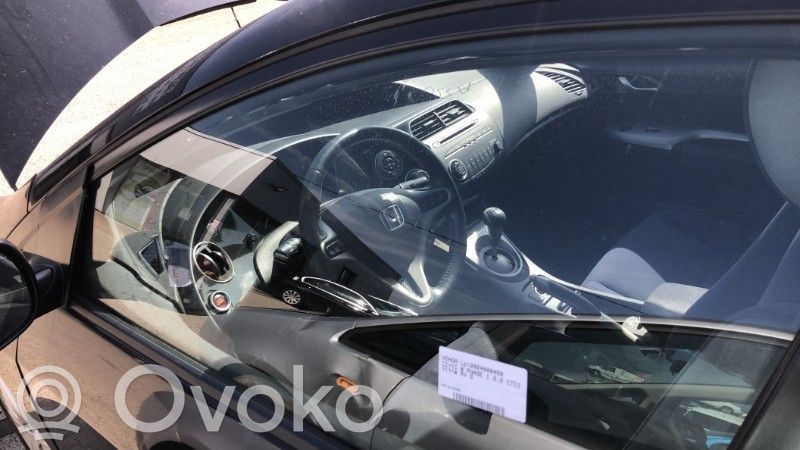 Honda Civic Szyba drzwi przednich 