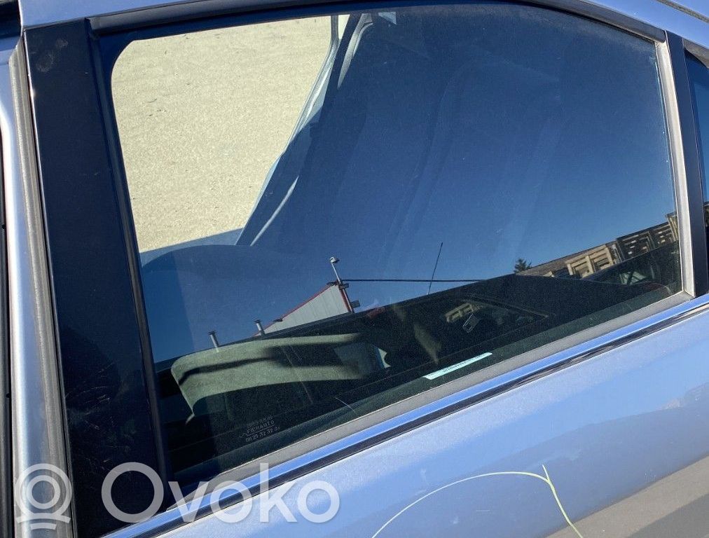 Ford Mondeo Mk III Vetro del finestrino della portiera posteriore
