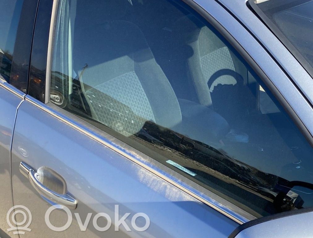 Ford Mondeo Mk III Etuoven ikkunalasi, neliovinen malli