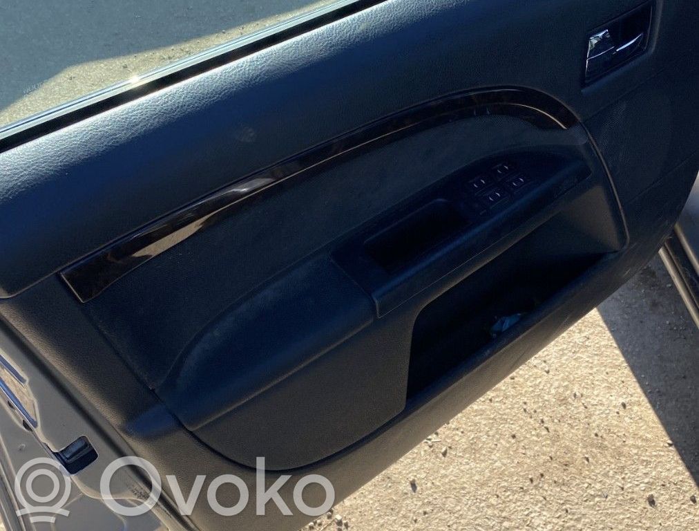 Ford Mondeo Mk III Alzacristalli della portiera anteriore con motorino 