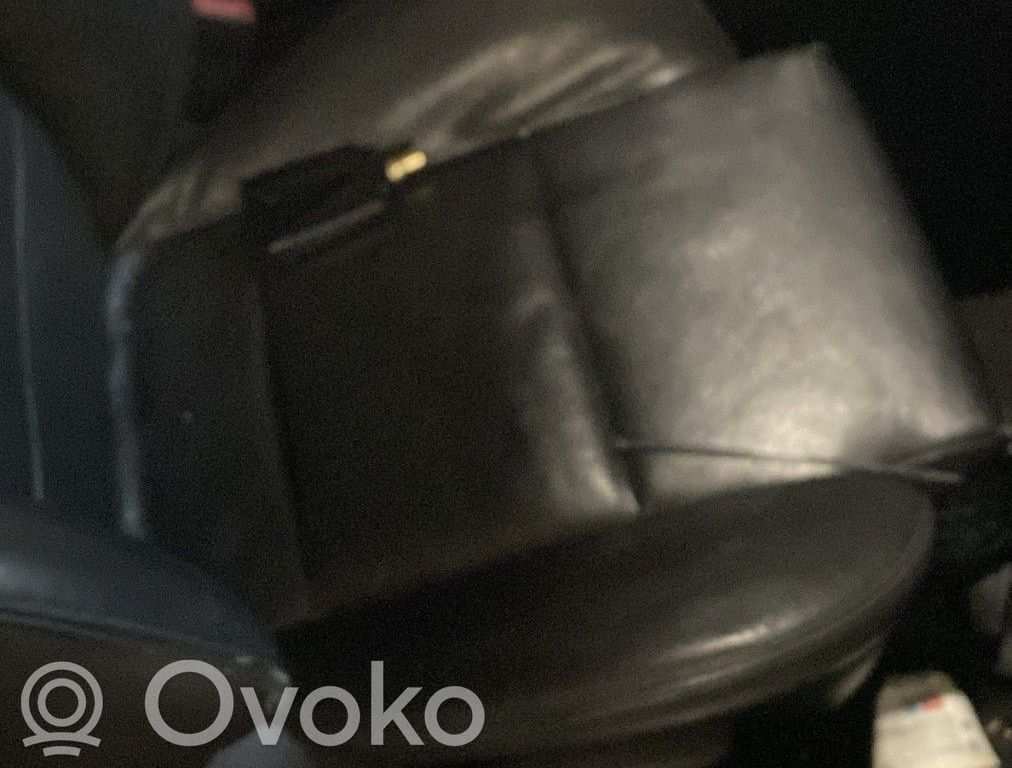 Fotel przedni pasażera   1M0881405SPNJ
