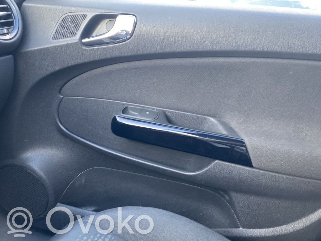 Opel Corsa D Priekšējo durvju apdare 