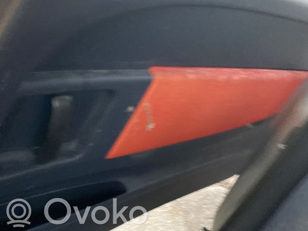 Boczki / Poszycie drzwi przednich   9010F0