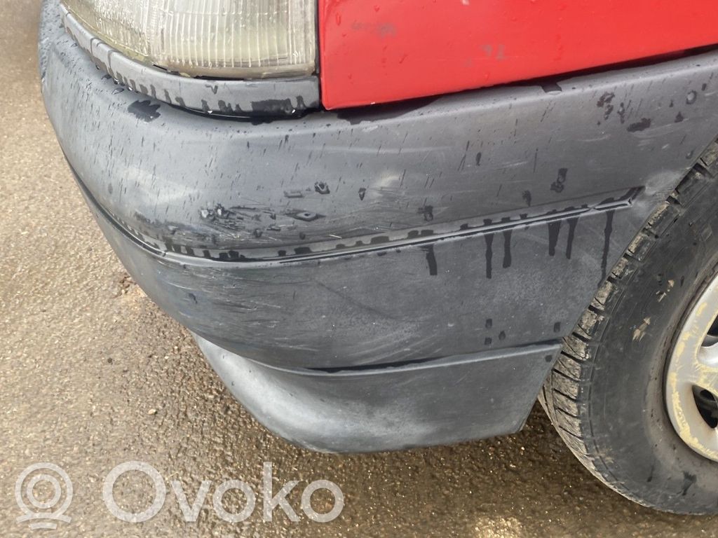 Renault Clio I Front bumper 