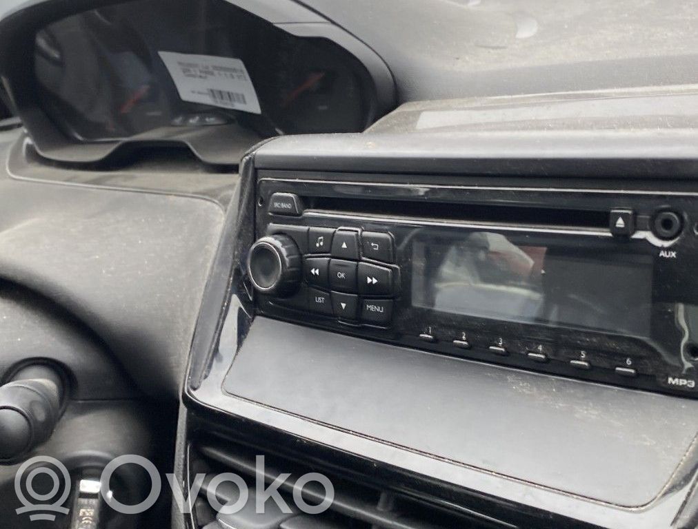 Peugeot 208 I Unitate principală radio/CD/DVD/GPS 