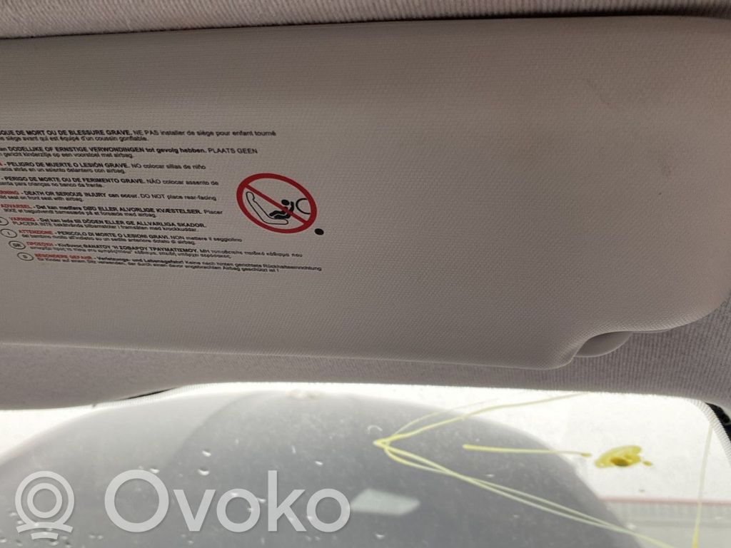 Peugeot 208 I Häikäisysuoja