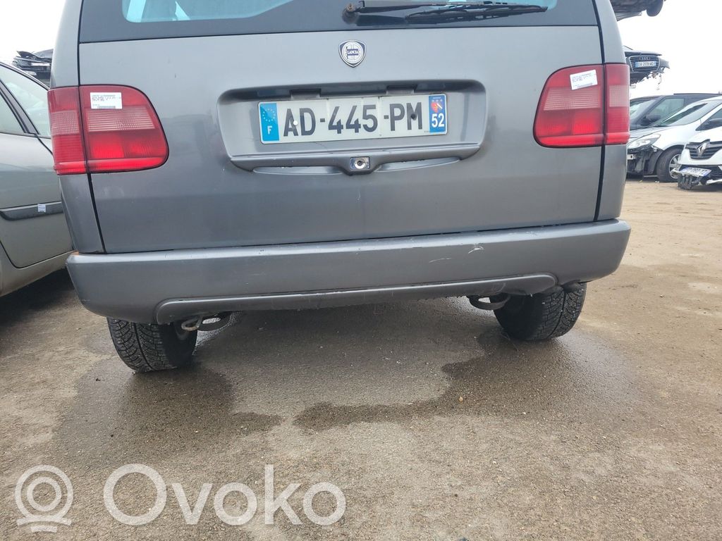 Lancia Zeta Bară spate 