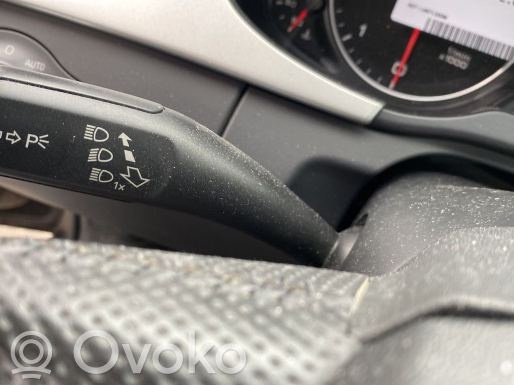 Audi A4 S4 B8 8K Bloc semnalizator și ștergător parbriz 
