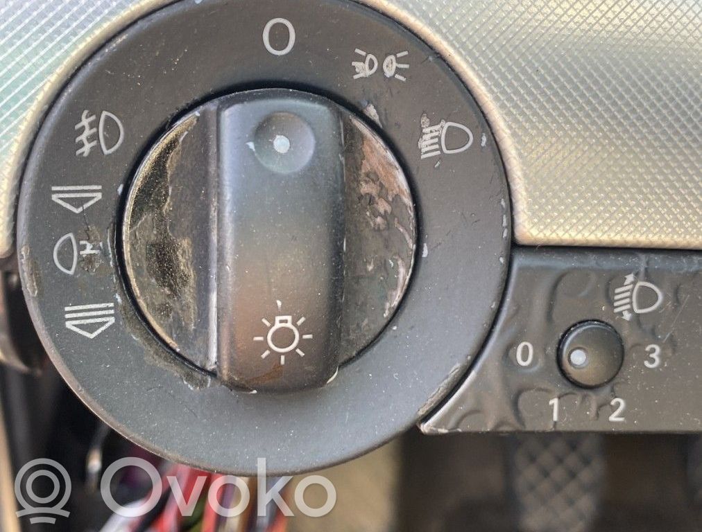 Audi A4 S4 B6 8E 8H Interruptor de luz 