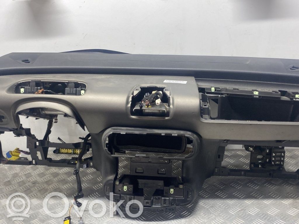 Citroen C4 Cactus Dashboard 
