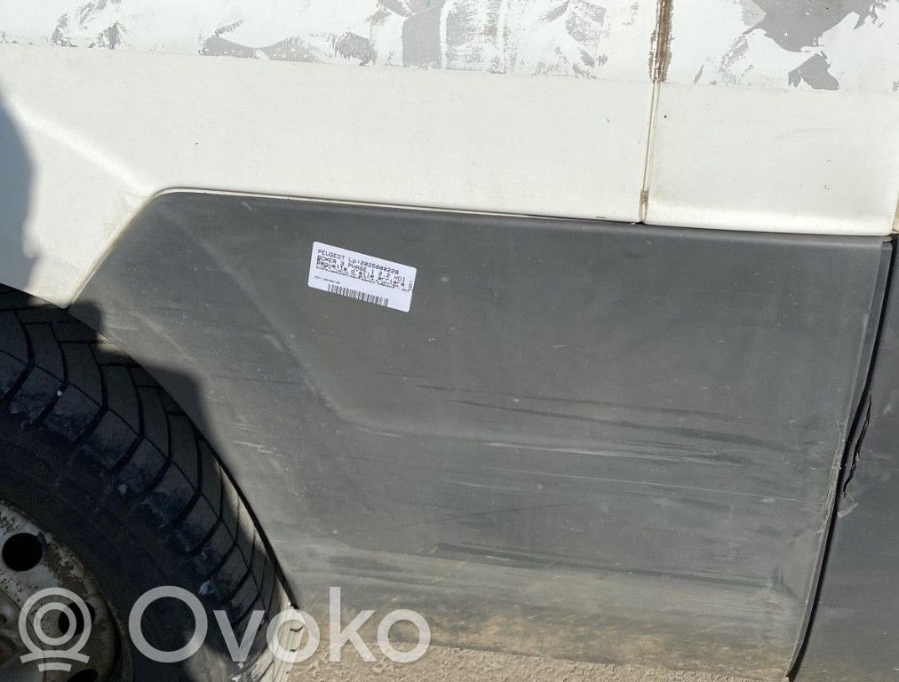 Peugeot Boxer Moldura embellecedora del guardabarros trasero 