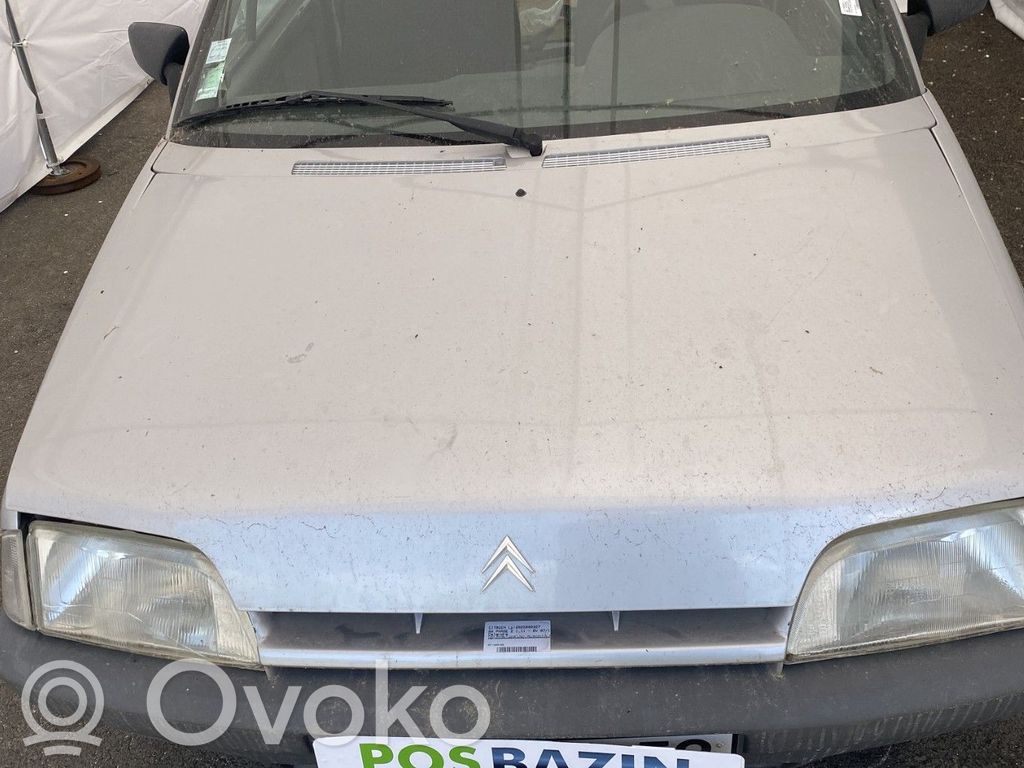Citroen AX Konepelti 