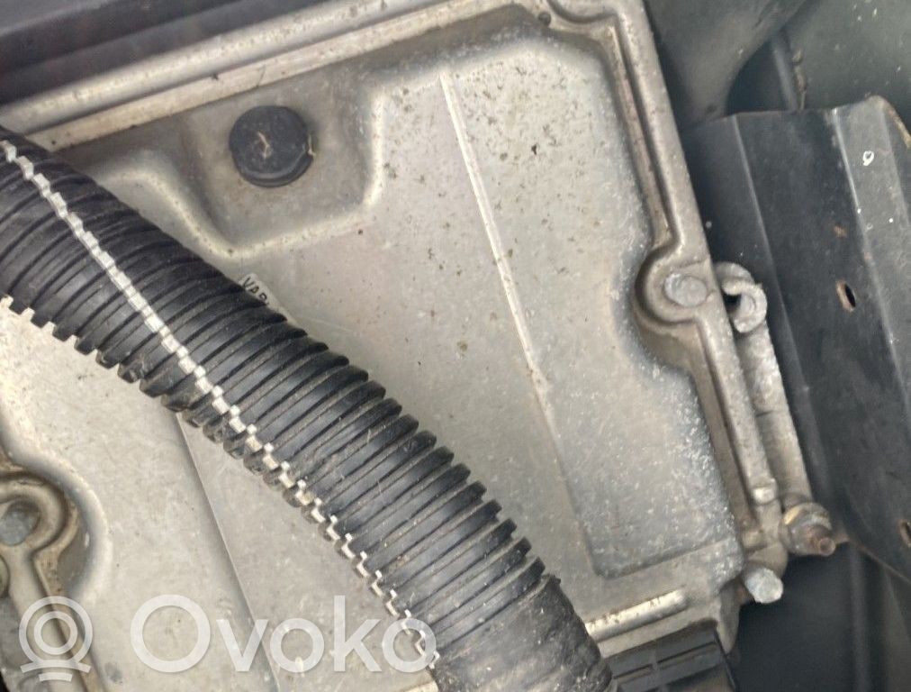 Peugeot 807 Engine control unit/module 