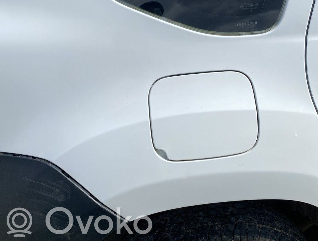 Dacia Duster Panel lateral trasero 