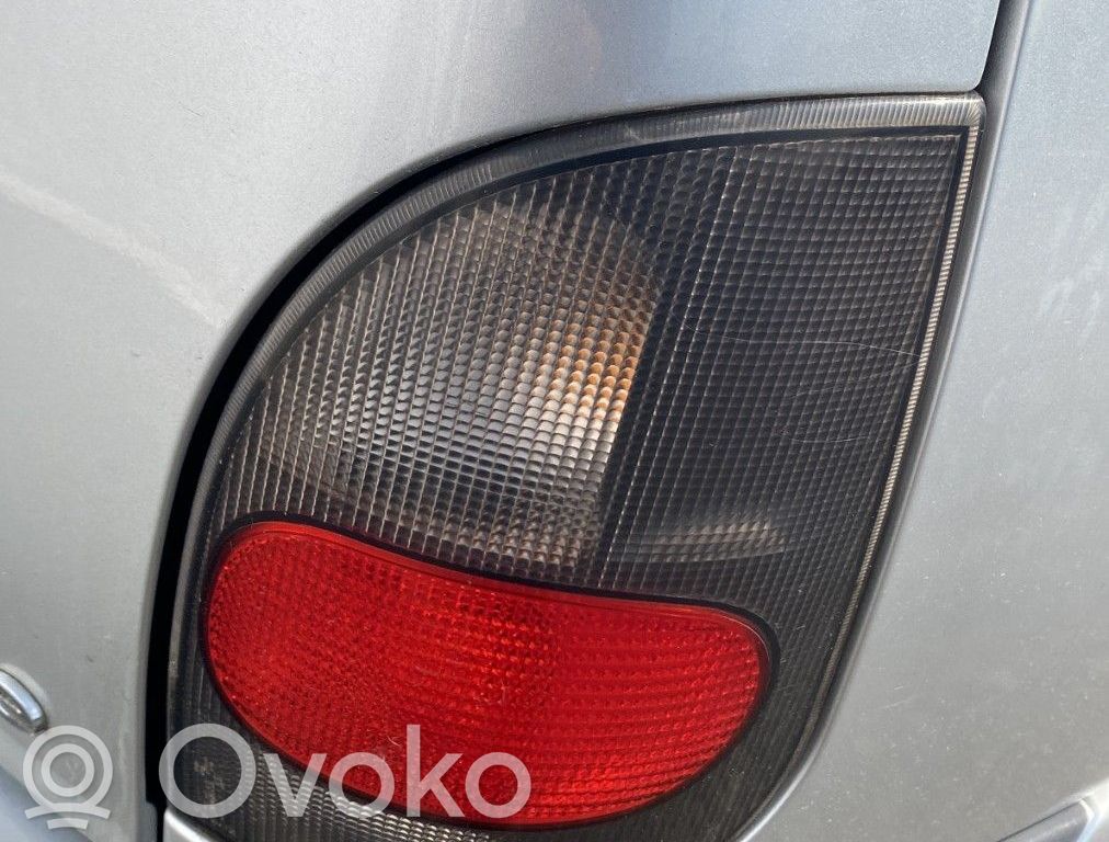 Renault Espace III Lampă spate în caroserie 