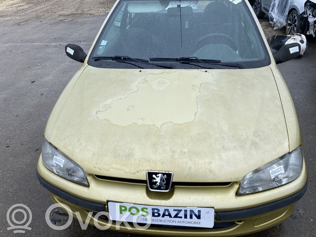 Peugeot 106 Pokrywa przednia / Maska silnika 