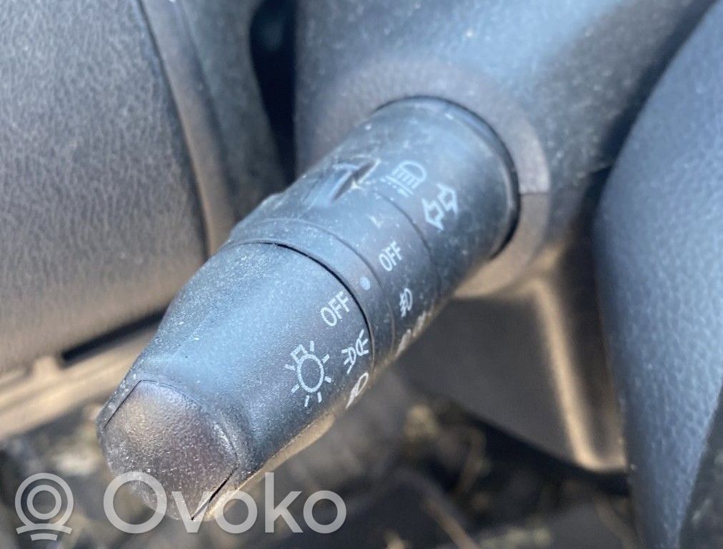 Nissan Note (E11) Indicator stalk 