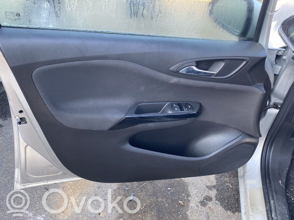 Opel Corsa E Front door card panel trim 