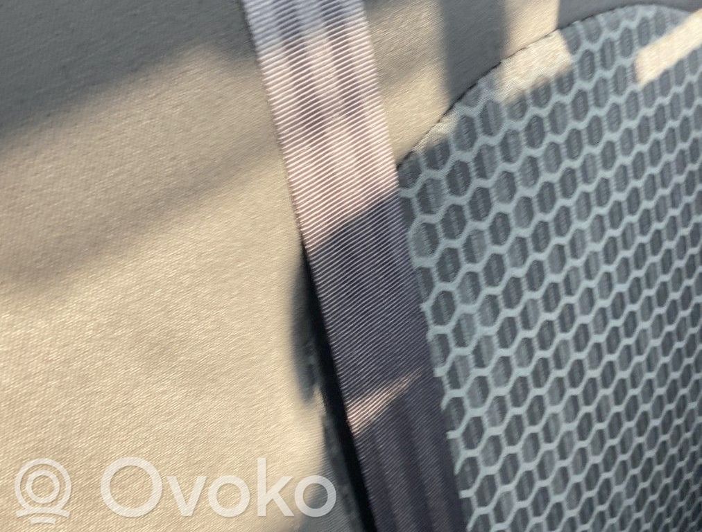 Takaistuin   13210716