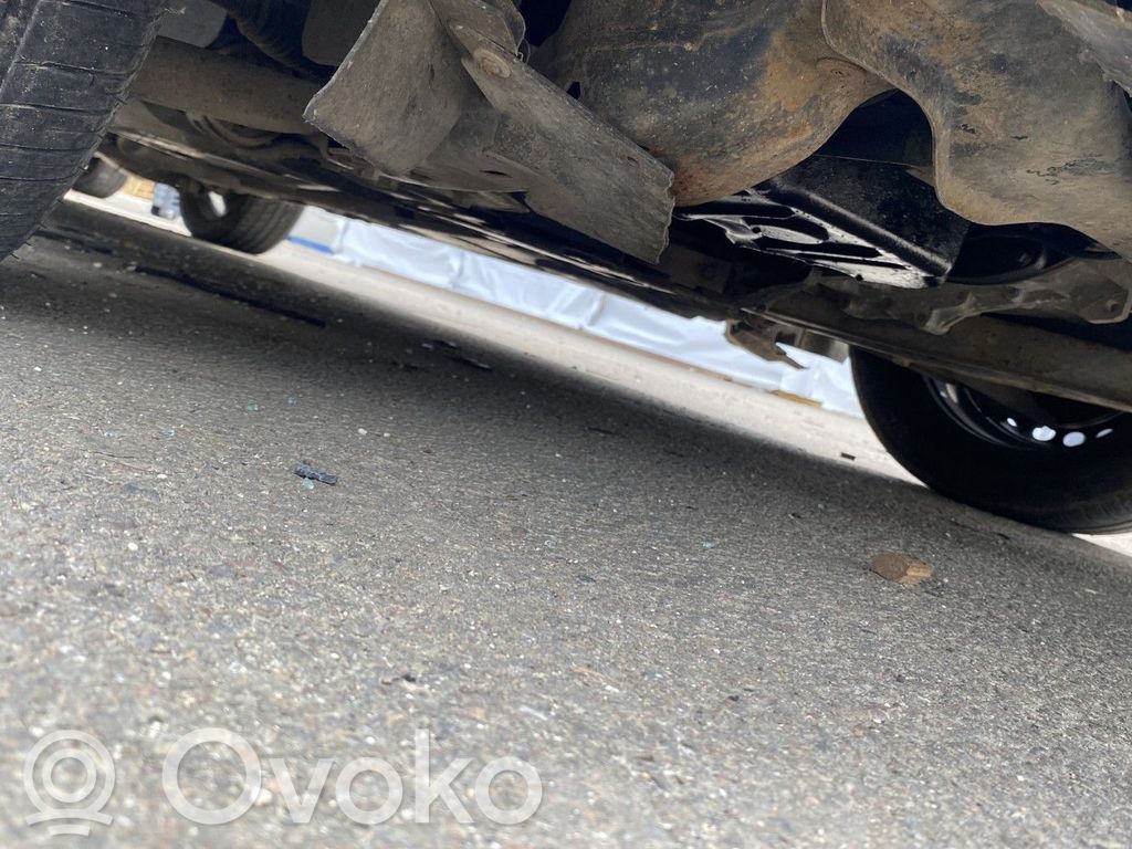 Ford Mondeo MK IV Sottotelaio anteriore 