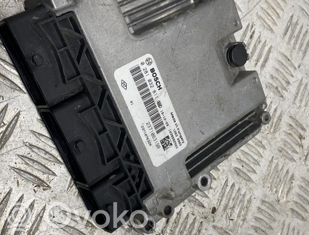 Centralina/modulo del motore   237107632R