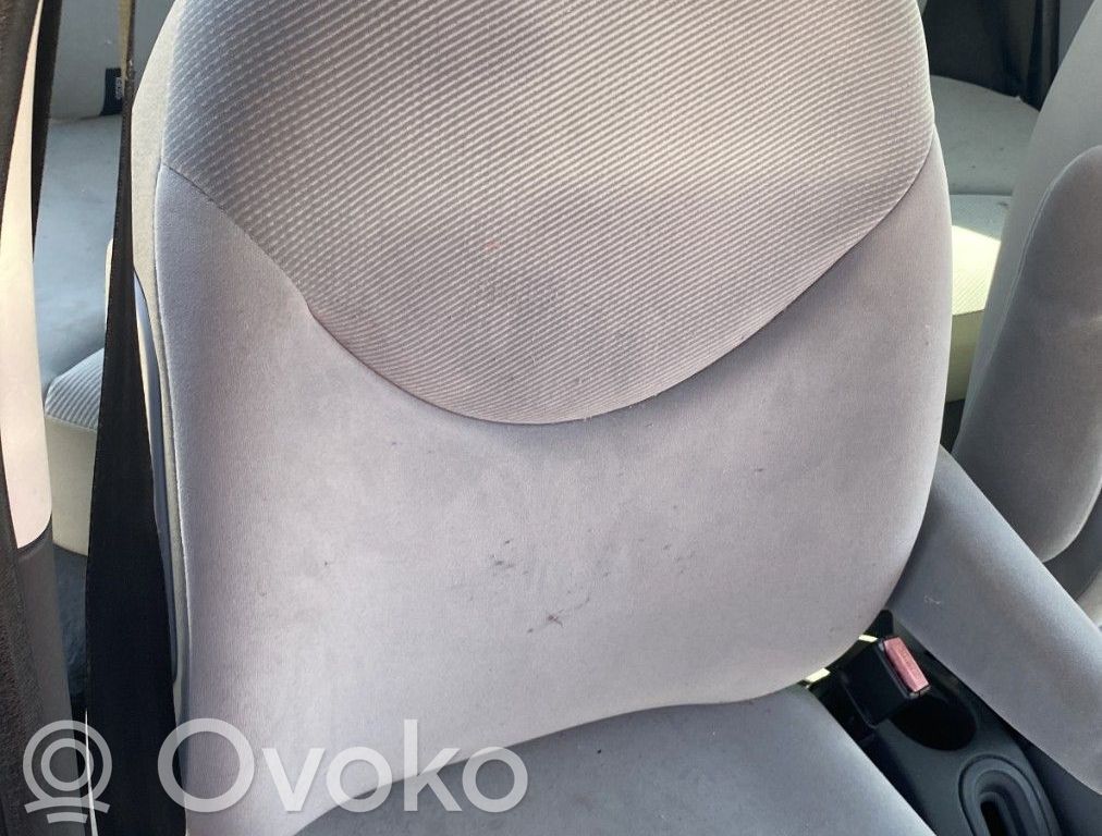 Citroen C3 Etumatkustajan istuin 